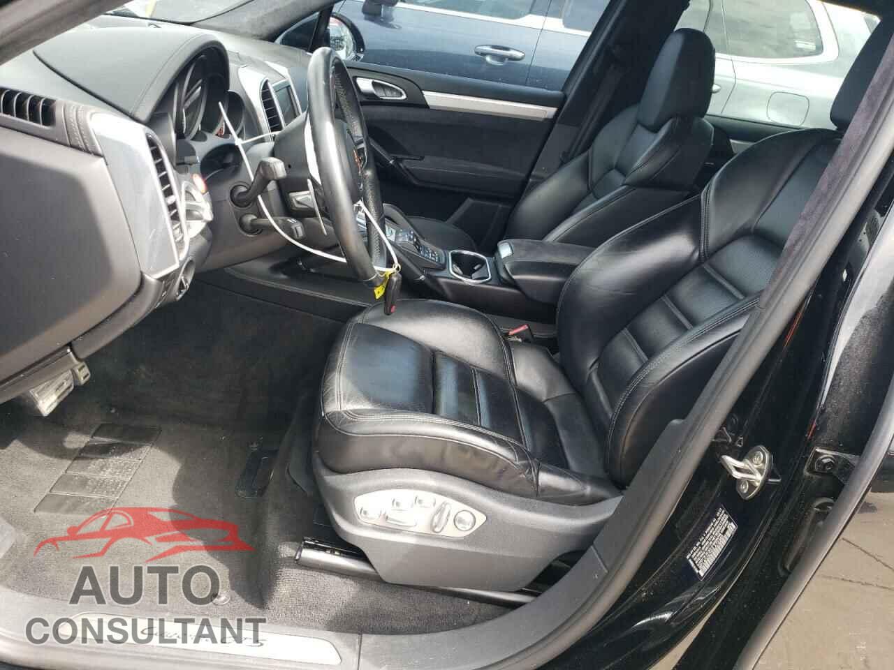 PORSCHE CAYENNE 2016 - WP1AD2A2XGLA72349