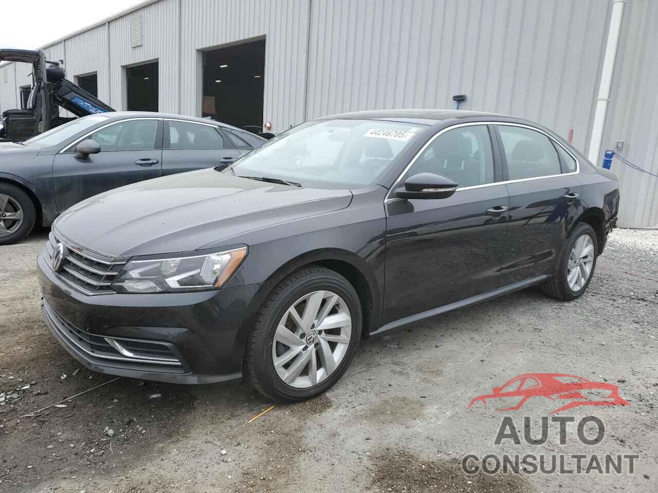 VOLKSWAGEN PASSAT 2018 - 1VWBA7A36JC013484