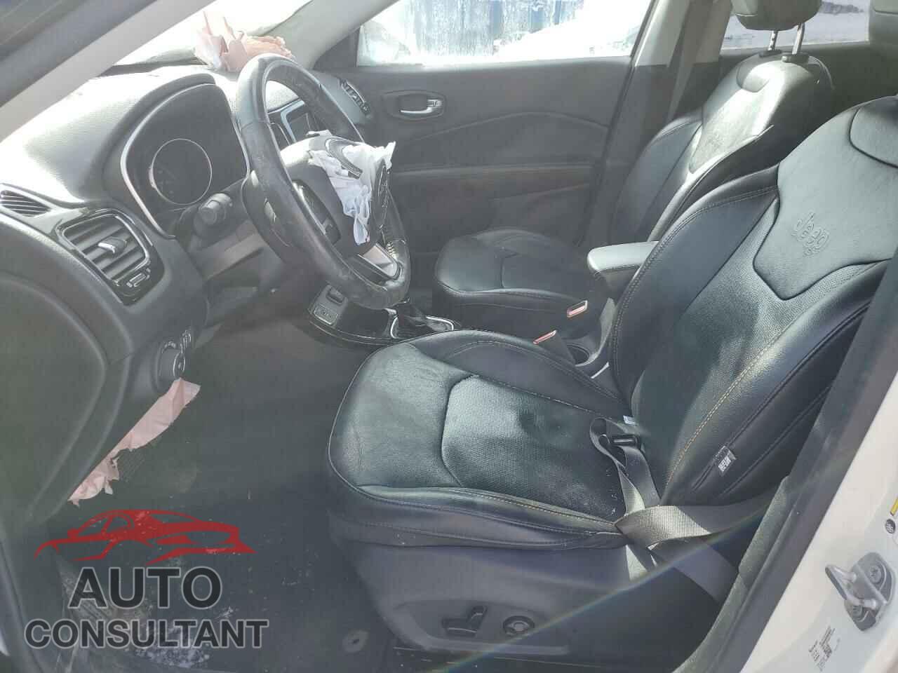JEEP COMPASS 2020 - 3C4NJCCB8LT108486