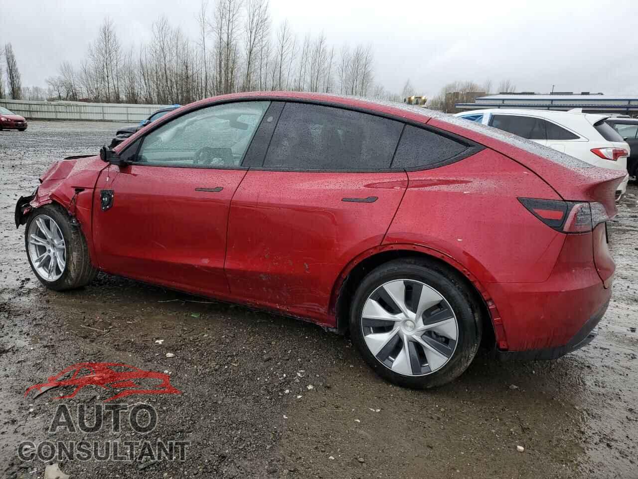TESLA MODEL Y 2024 - 7SAYGDEE5RF013886