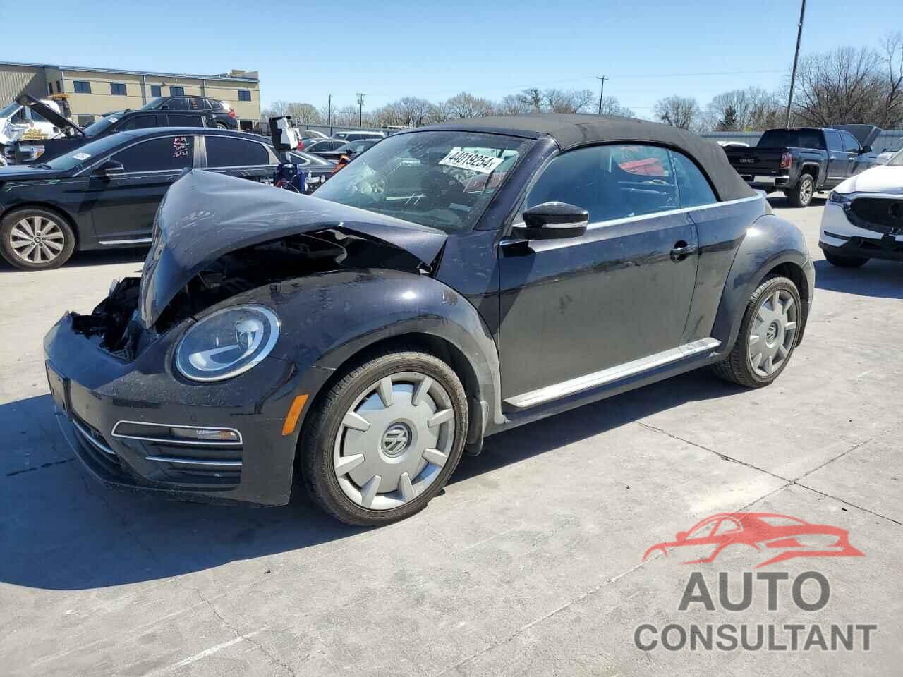 VOLKSWAGEN BEETLE 2017 - 3VW517AT5HM800982