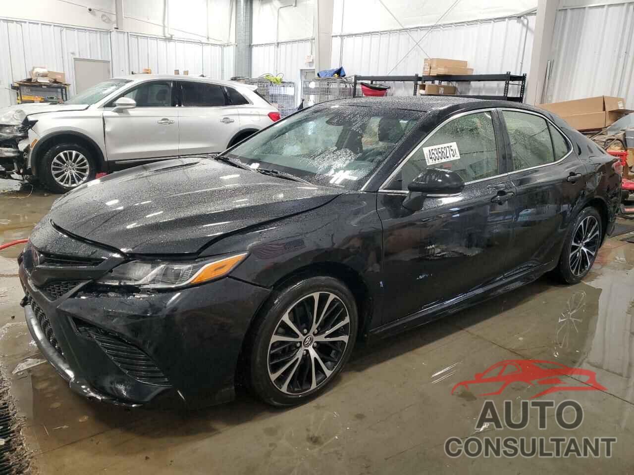 TOYOTA CAMRY 2018 - JTNB11HK2J3008016