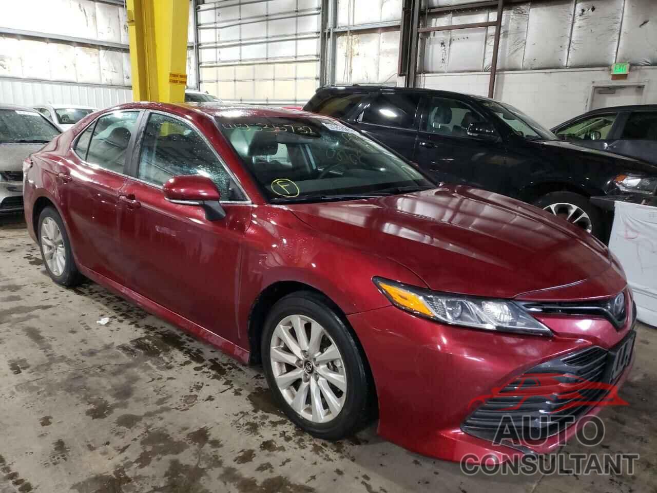 TOYOTA CAMRY 2018 - 4T1B11HK9JU669357