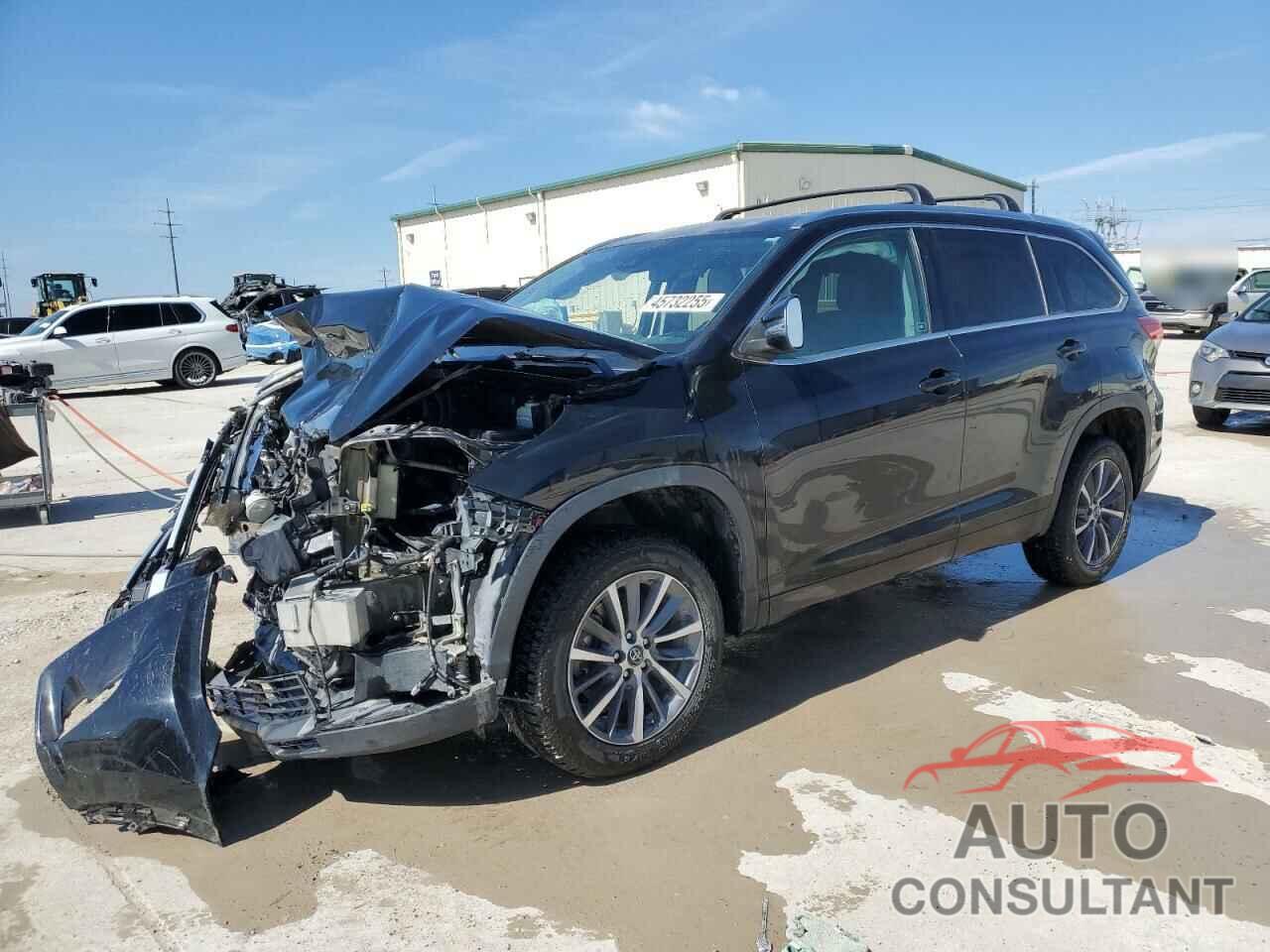 TOYOTA HIGHLANDER 2018 - 5TDKZRFH0JS534680