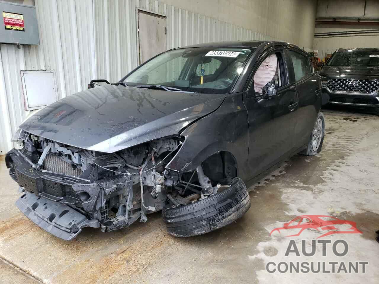 TOYOTA YARIS 2018 - 3MYDLBYVXJY311898