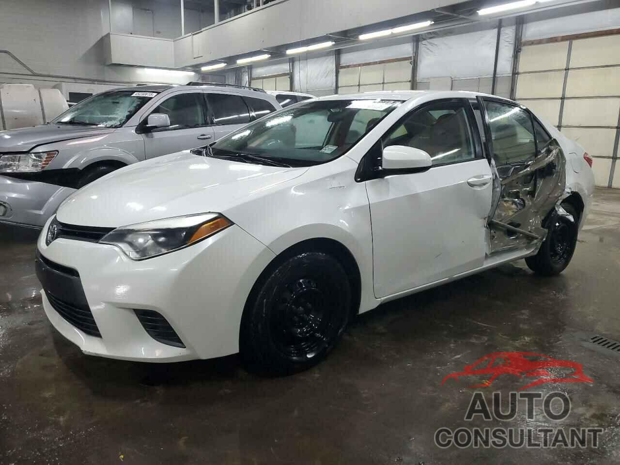 TOYOTA COROLLA 2015 - 5YFBPRHE8FP261125
