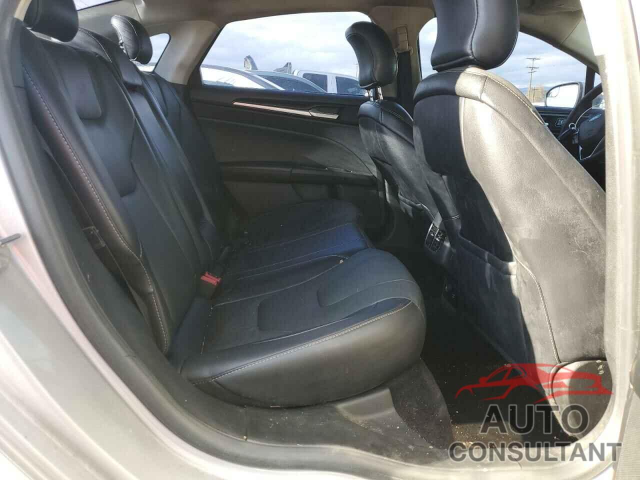 FORD FUSION 2018 - 3FA6P0RU4JR249274