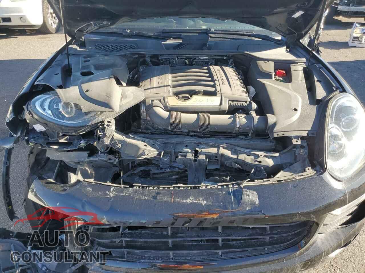 PORSCHE CAYENNE 2016 - WP1AA2A20GLA05090