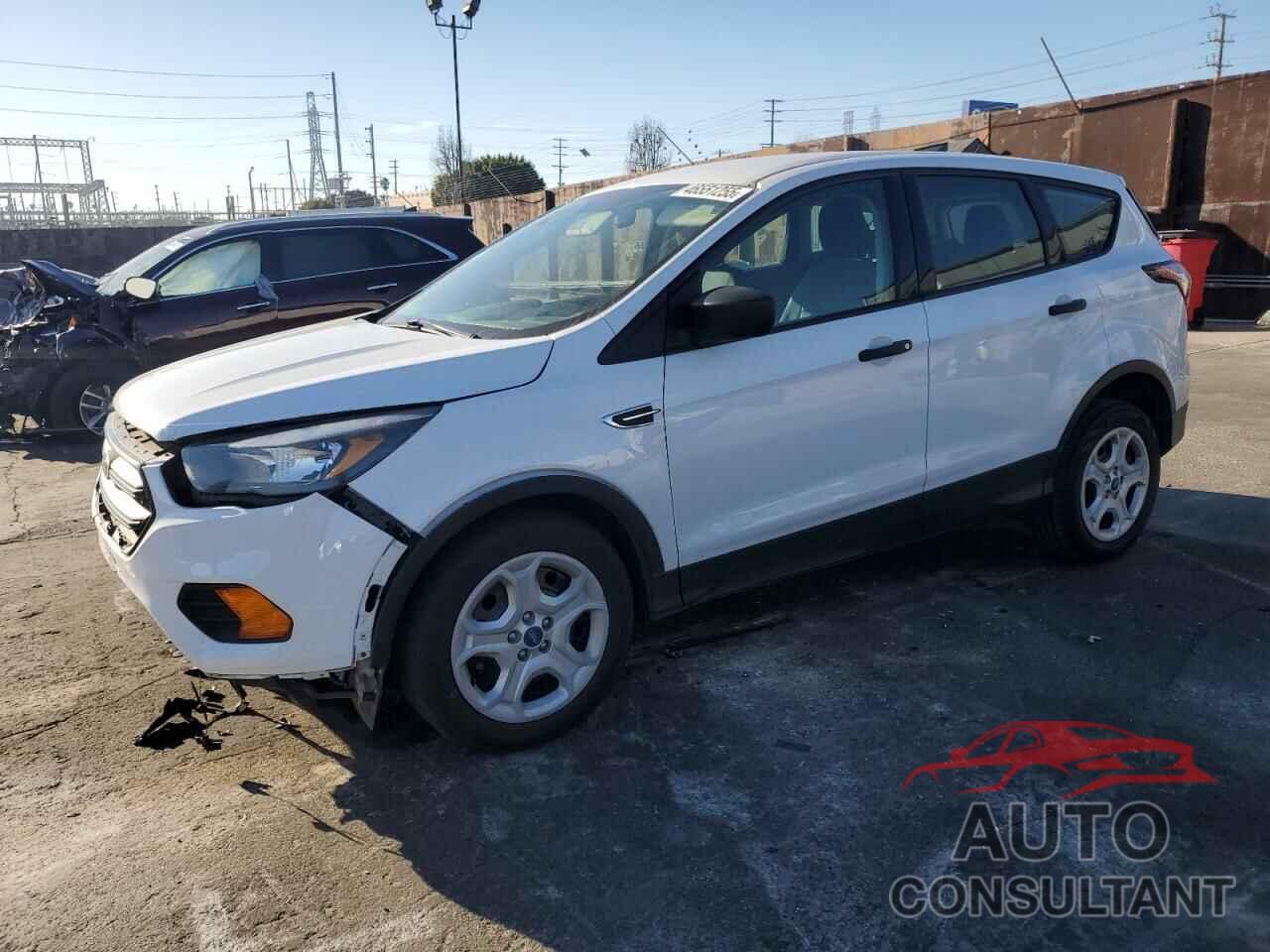 FORD ESCAPE 2018 - 1FMCU0F74JUD51876