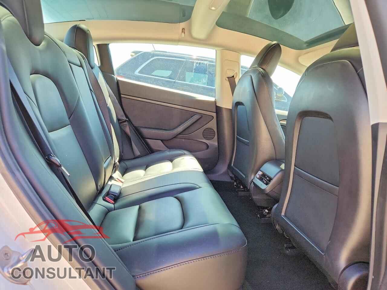 TESLA MODEL 3 2021 - 5YJ3E1EA7MF017049