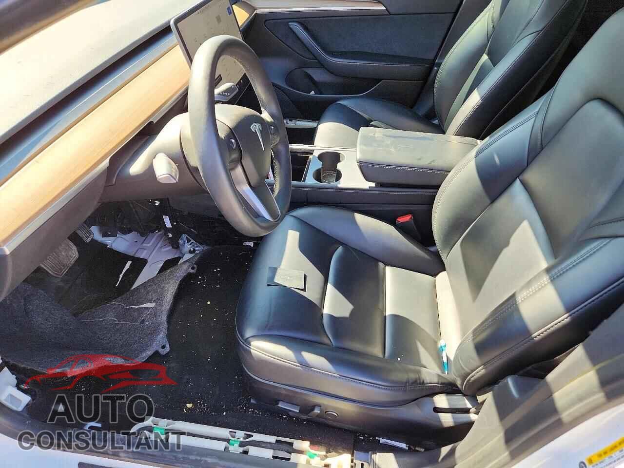 TESLA MODEL 3 2021 - 5YJ3E1EA8MF083593