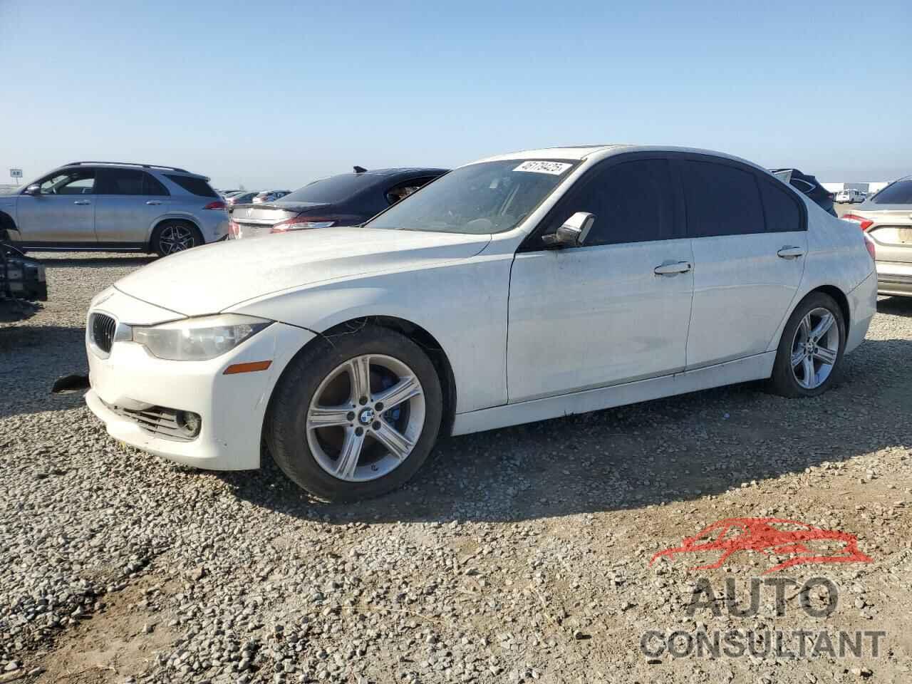 BMW 3 SERIES 2013 - WBA3A5C58DF352435