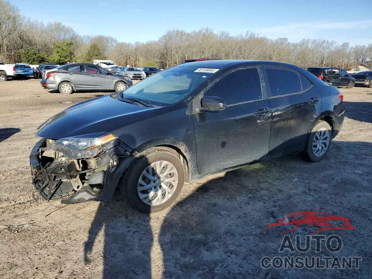 TOYOTA COROLLA 2018 - 5YFBURHE6JP814923
