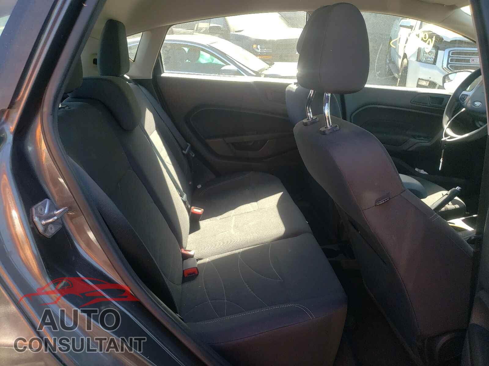 FORD FIESTA 2017 - 3FADP4EJ7HM118521
