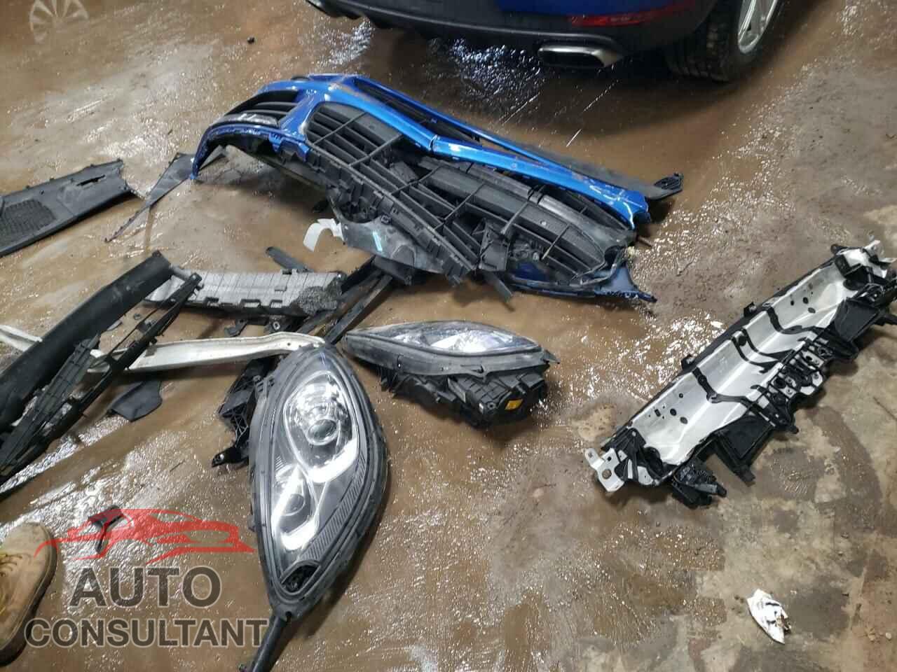 PORSCHE MACAN 2018 - WP1AA2A50JLB07247
