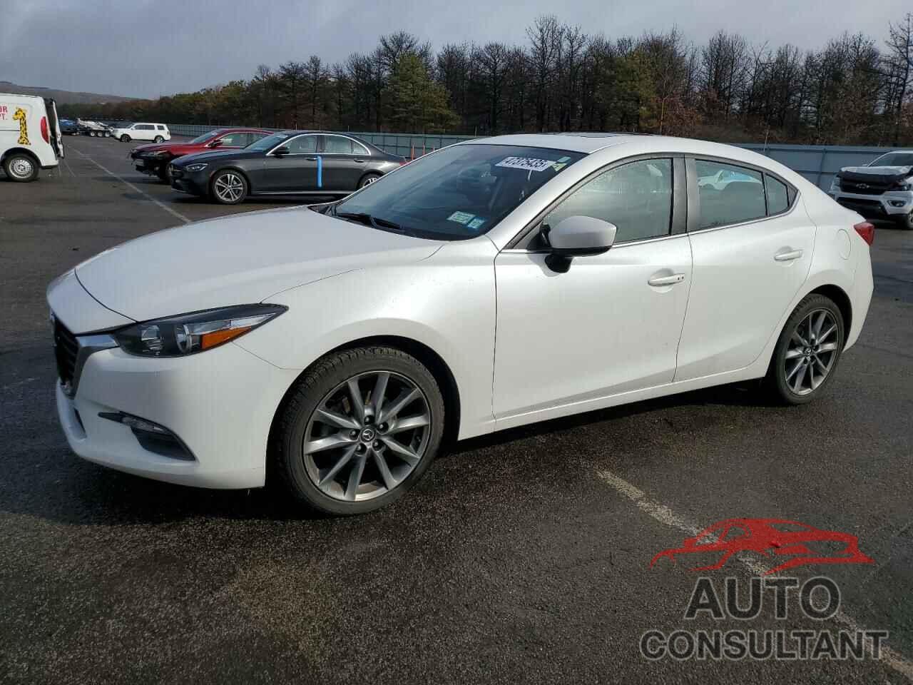 MAZDA 3 2018 - 3MZBN1V32JM175896