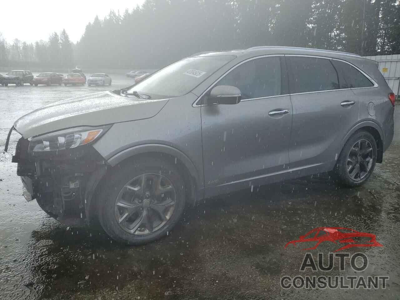 KIA SORENTO 2018 - 5XYPKDA55JG401789