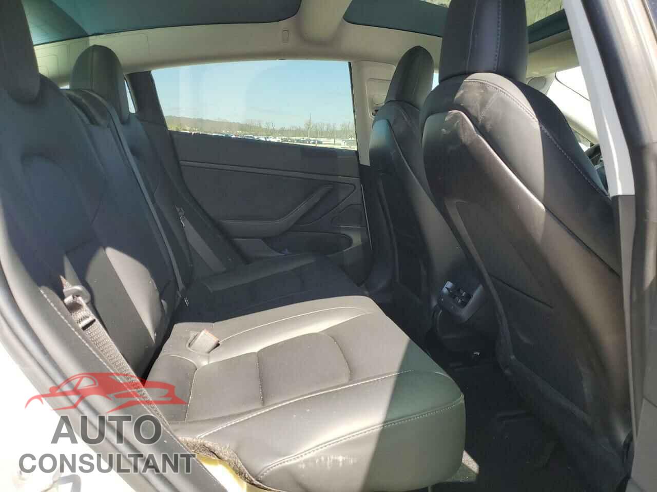 TESLA MODEL 3 2018 - 5YJ3E1EB6JF112819