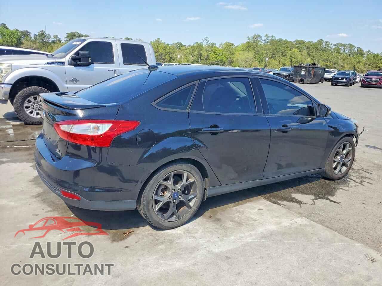 FORD FOCUS 2014 - 1FADP3F2XEL280982