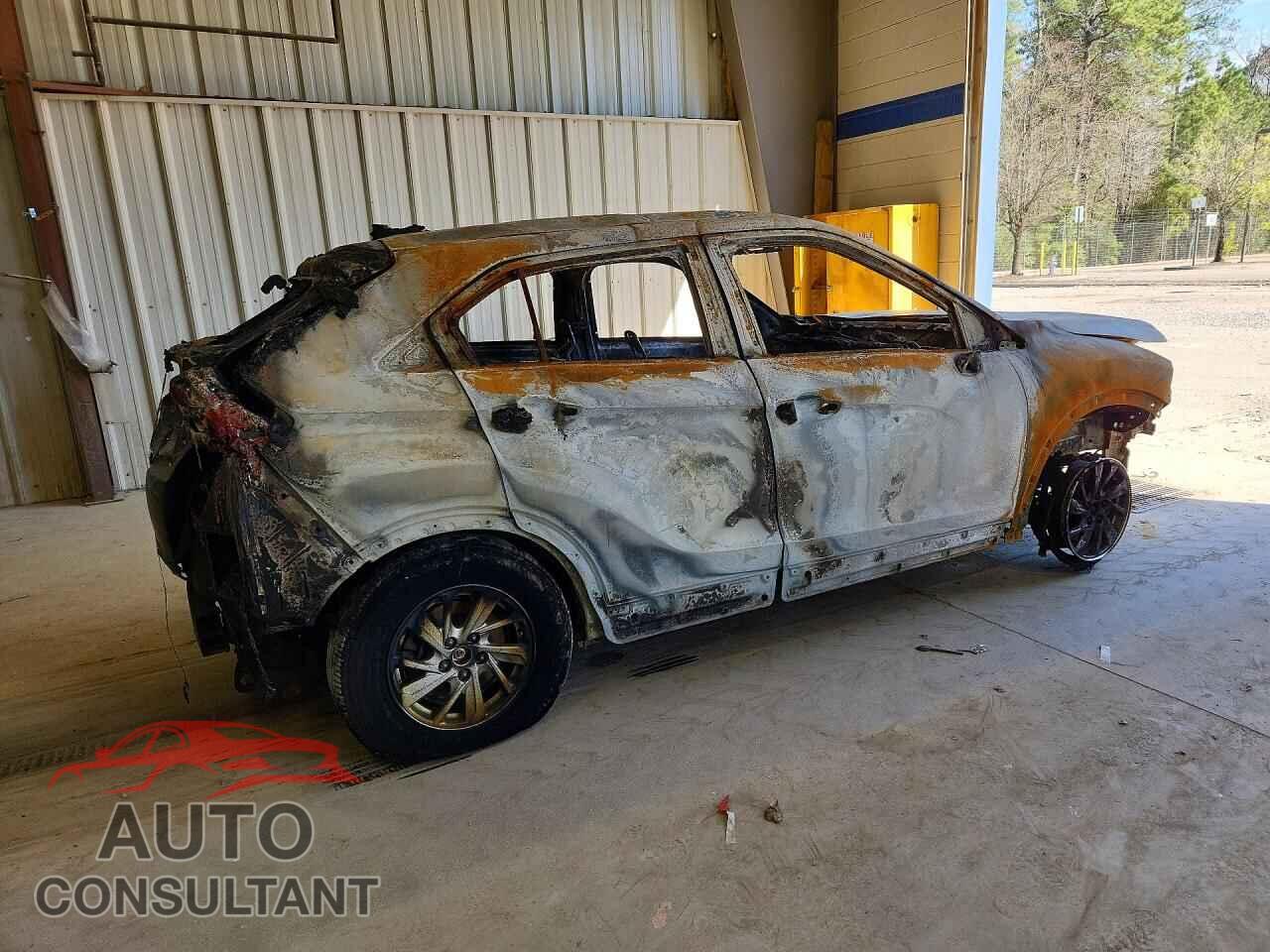MITSUBISHI ECLIPSE 2018 - JA4AT3AA3JZ040648