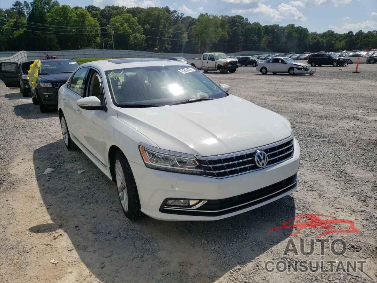 VOLKSWAGEN PASSAT 2017 - 1VWGT7A32HC048288