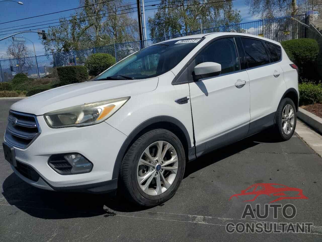 FORD ESCAPE 2017 - 1FMCU9G97HUA69598