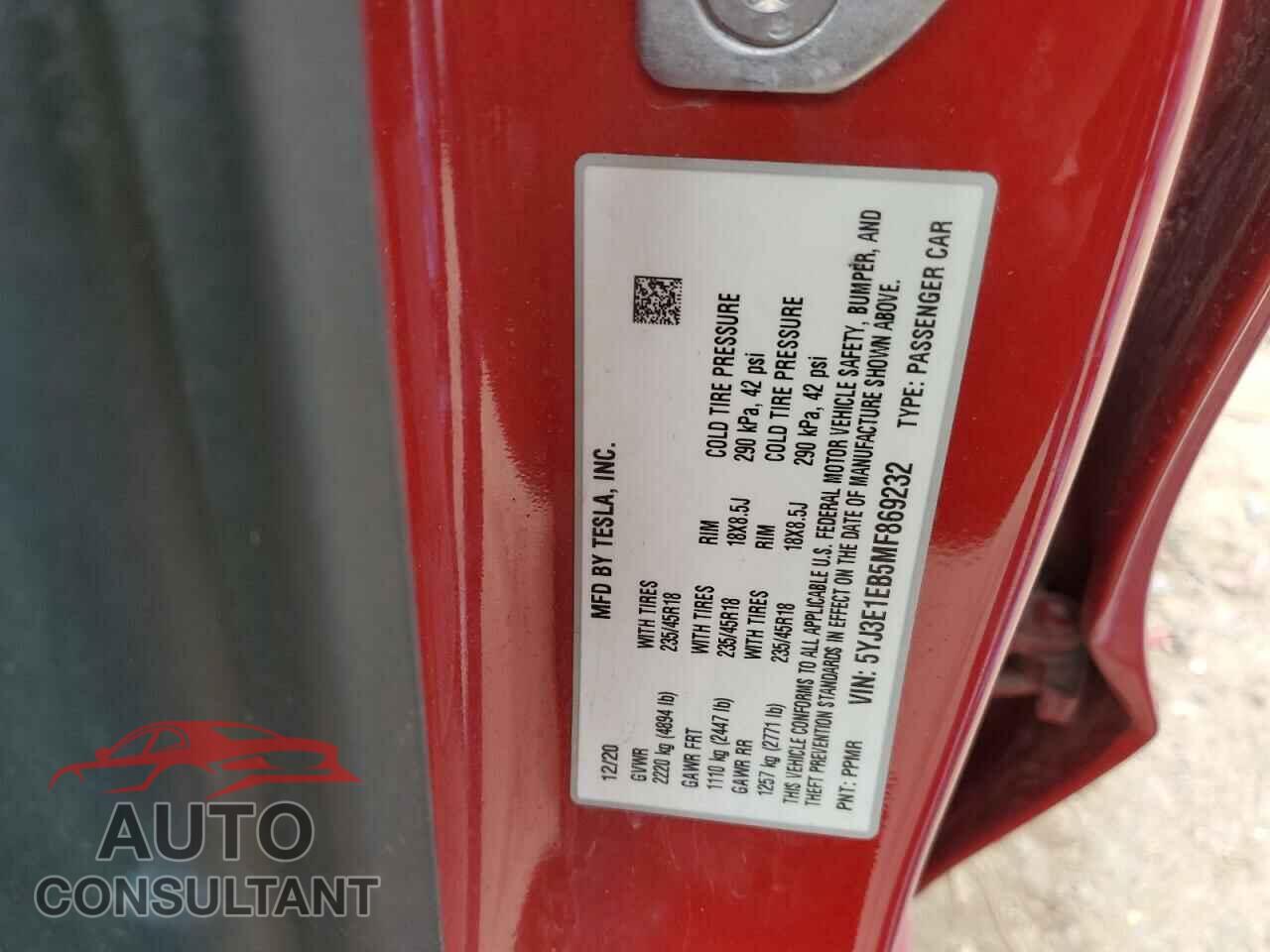 TESLA MODEL 3 2021 - 5YJ3E1EB5MF869232