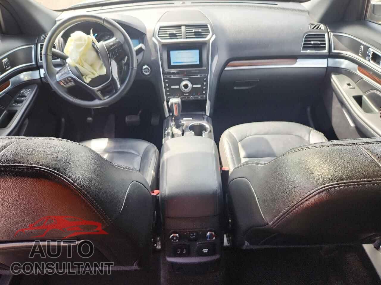 FORD EXPLORER 2018 - 1FM5K8F88JGC30448