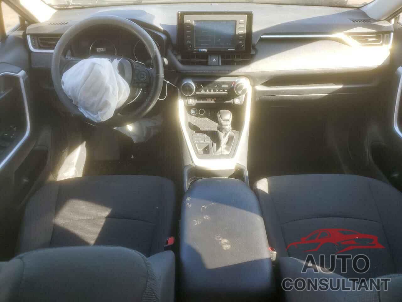 TOYOTA RAV4 2021 - 2T3F1RFVXMC191654