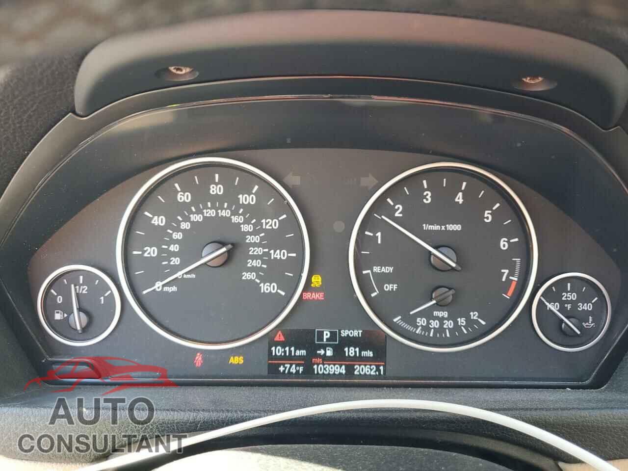 BMW 3 SERIES 2012 - WBA3A5C52CF347519