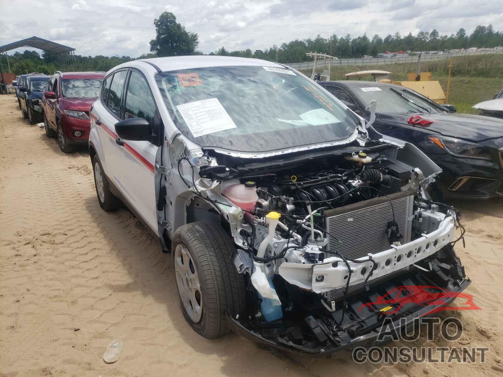 FORD ESCAPE 2017 - 1FMCU0F76HUE42917