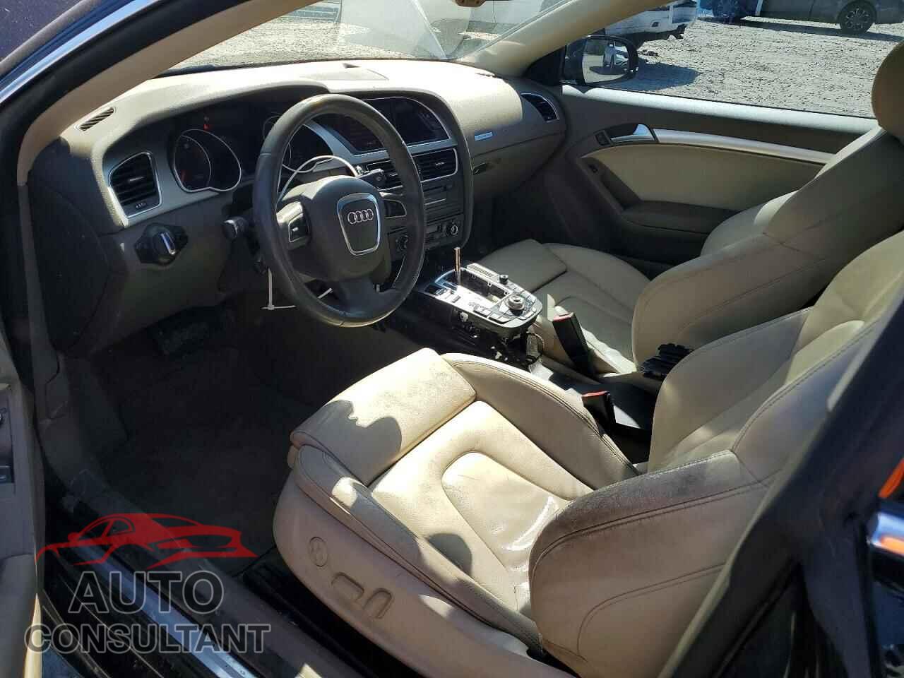 AUDI A5 2011 - WAULFAFR3BA014122