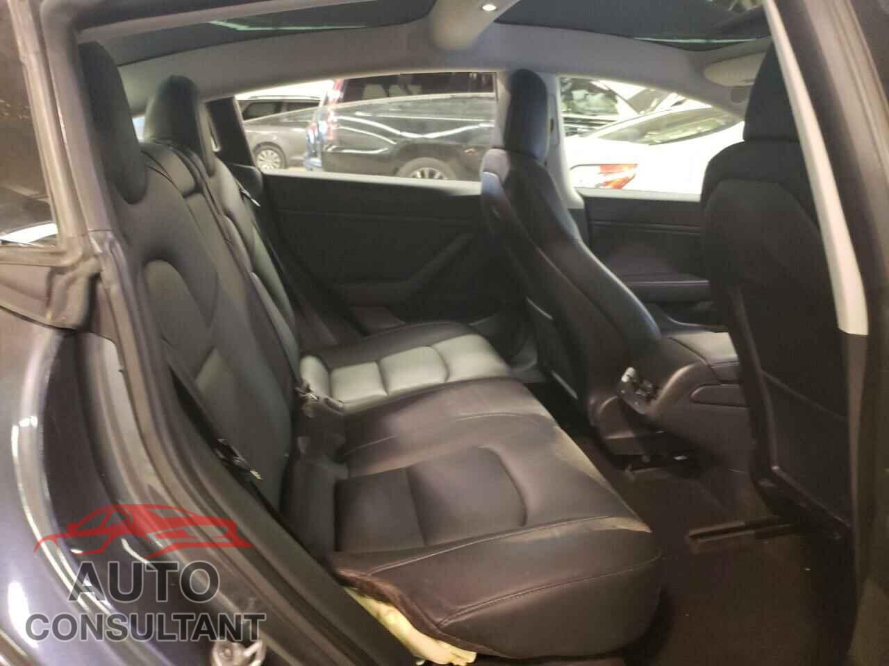 TESLA MODEL 3 2018 - 5YJ3E1EA2JF153746