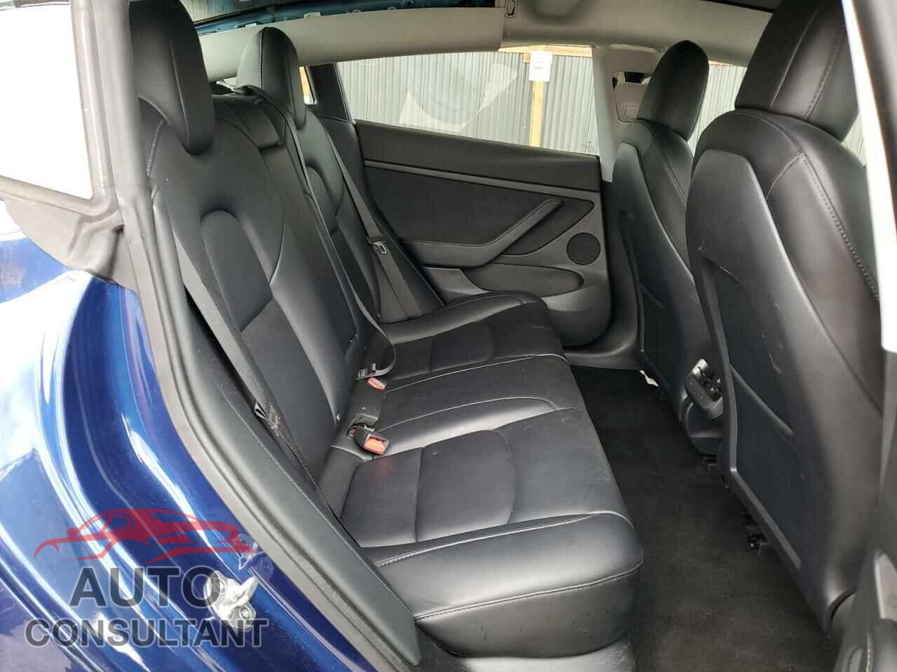 TESLA MODEL 3 2022 - 5YJ3E1EA5NF286930