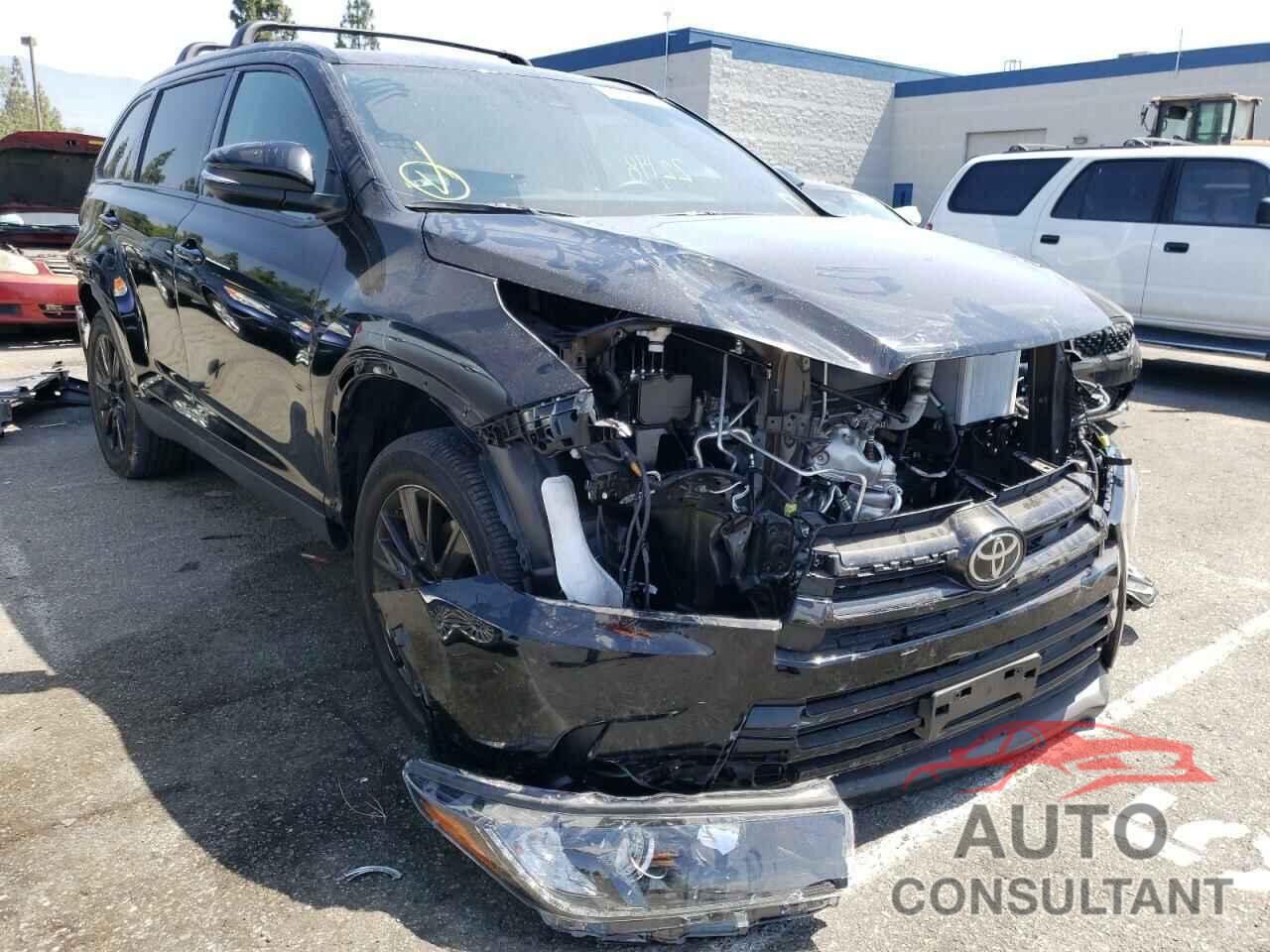 TOYOTA HIGHLANDER 2019 - 5TDJZRFH5KS990817