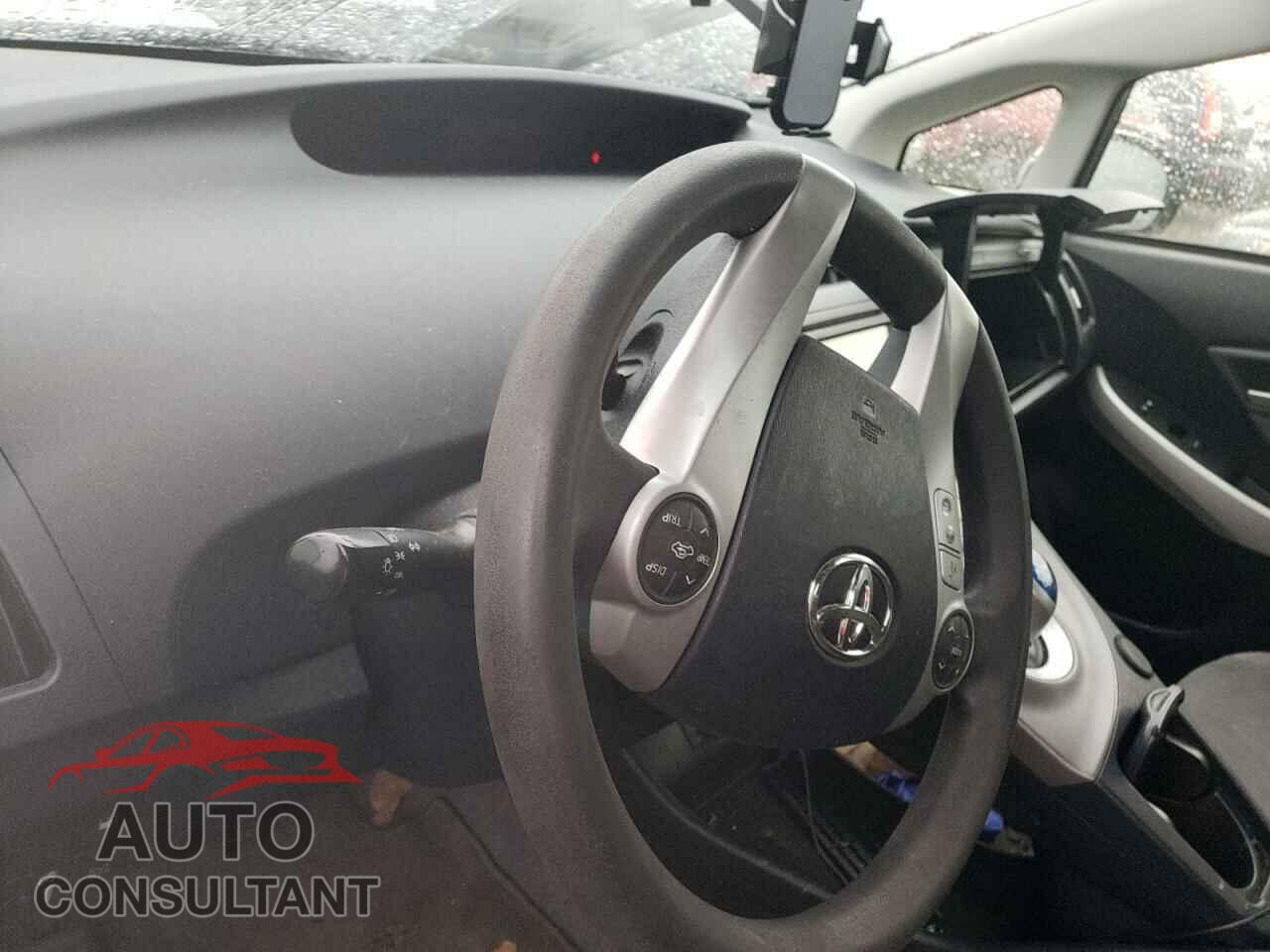 TOYOTA PRIUS 2012 - JTDKN3DP2C3029604