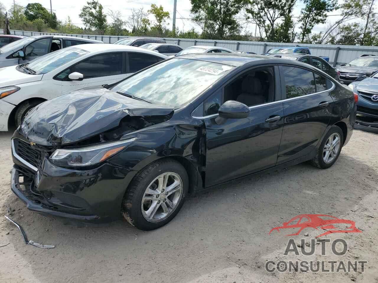 CHEVROLET CRUZE 2018 - 1G1BE5SM0J7163062