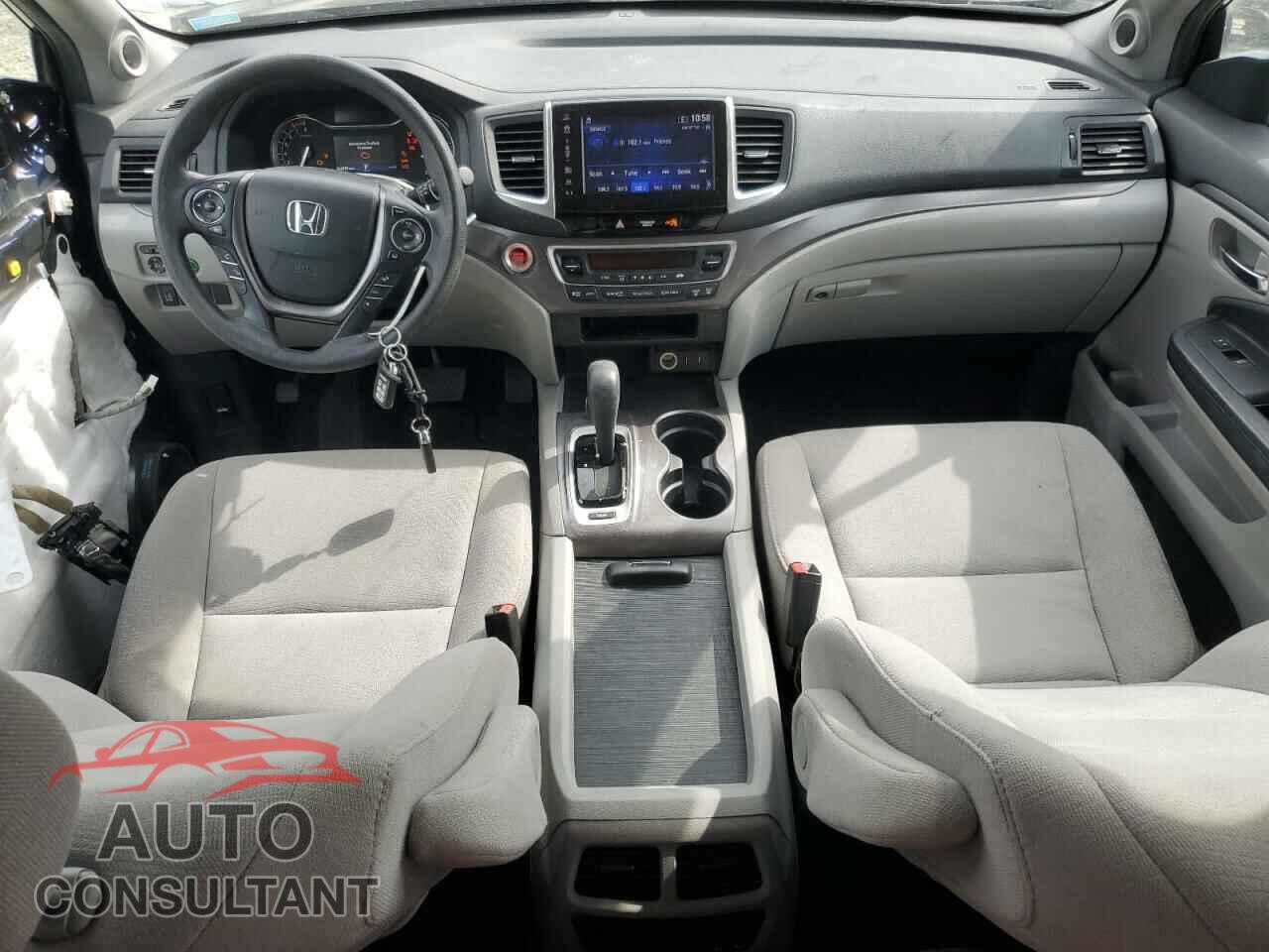 HONDA PILOT 2017 - 5FNYF5H43HB010606
