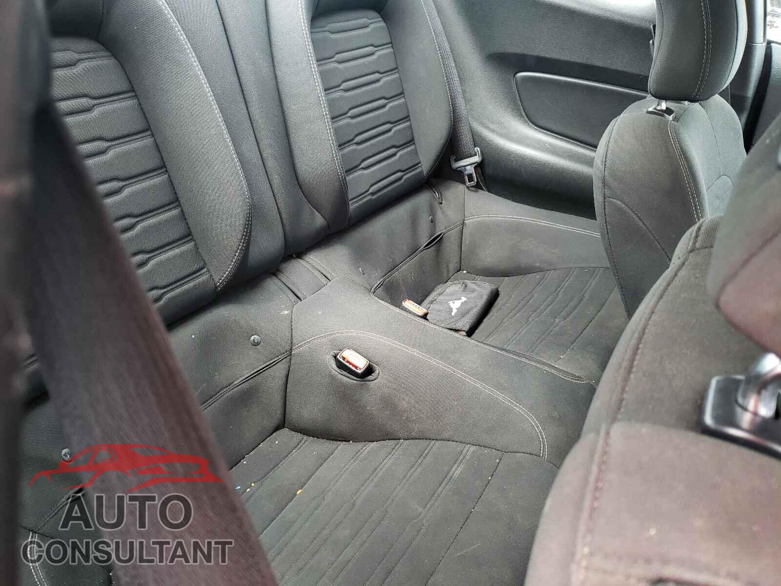 FORD MUSTANG 2017 - 1FA6P8TH7H5342829
