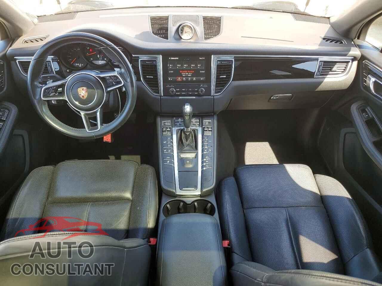 PORSCHE MACAN 2017 - WP1AA2A56HLB04427