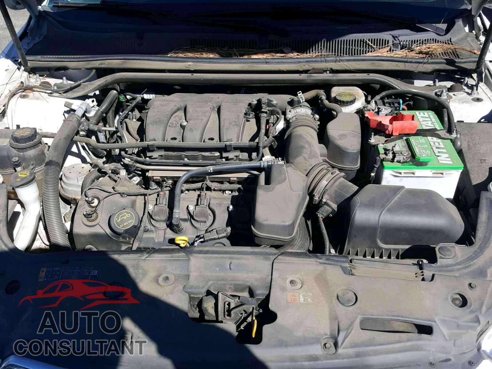 FORD TAURUS 2015 - 1FAHP2D88FG159252