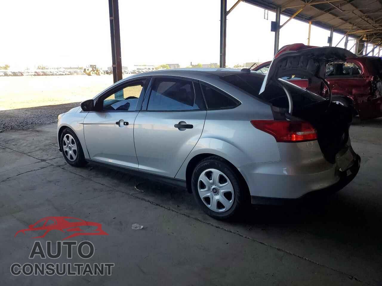 FORD FOCUS 2016 - 1FADP3E23GL297613