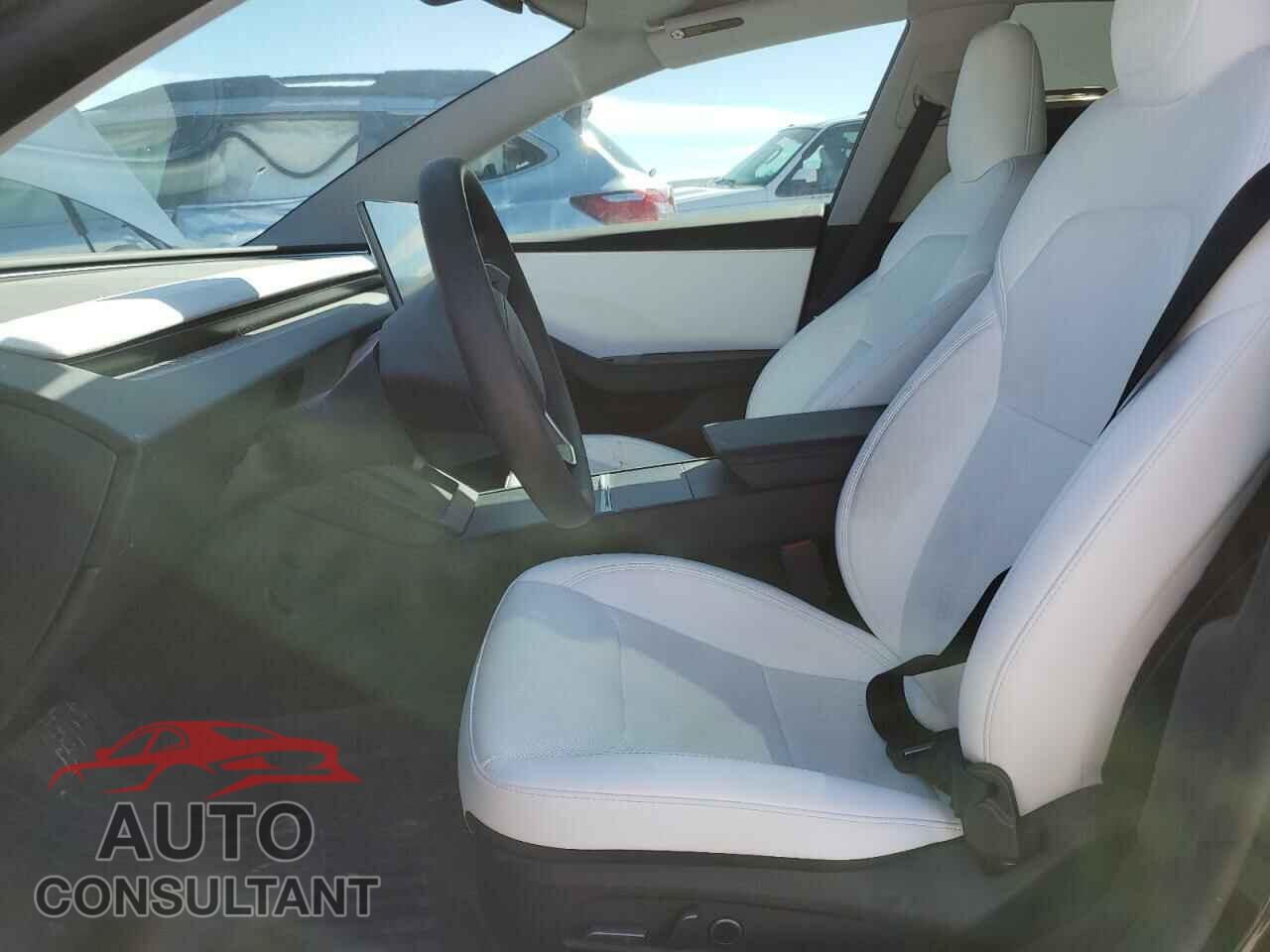 TESLA MODEL 3 2024 - 5YJ3E1EB5RF795950