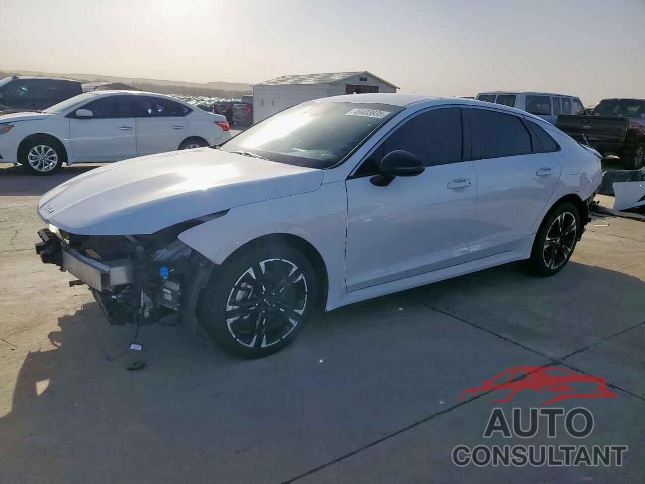KIA K5 2022 - 5XXG64J20NG146599