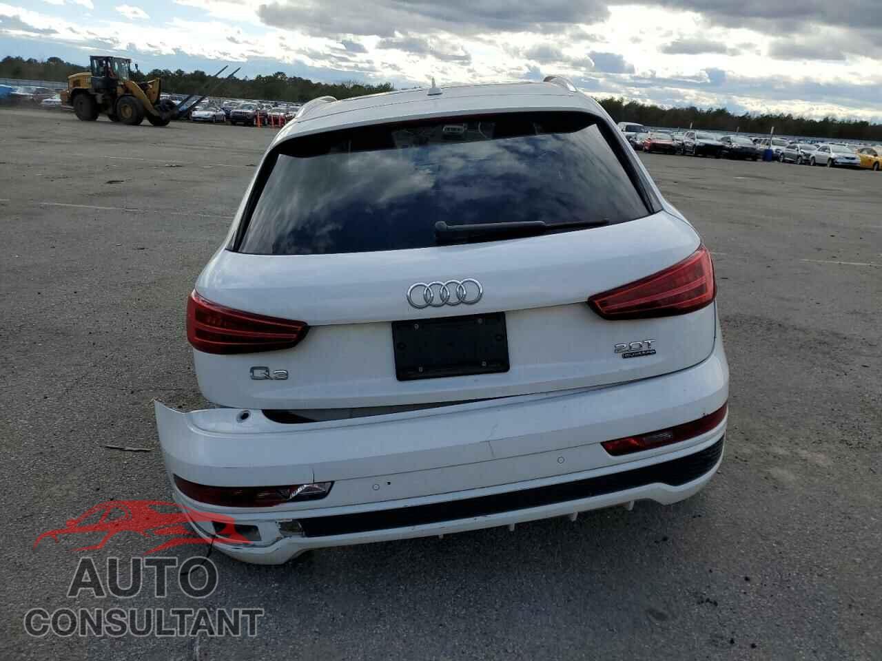AUDI Q3 2018 - WA1ECCFS0JR021638