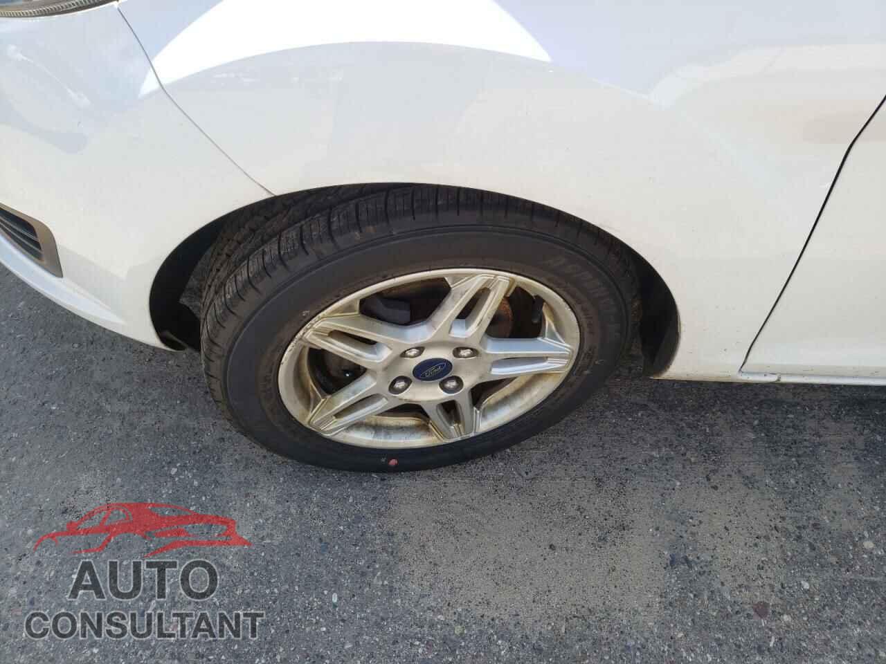 FORD FIESTA 2017 - 3FADP4EJ3HM138457