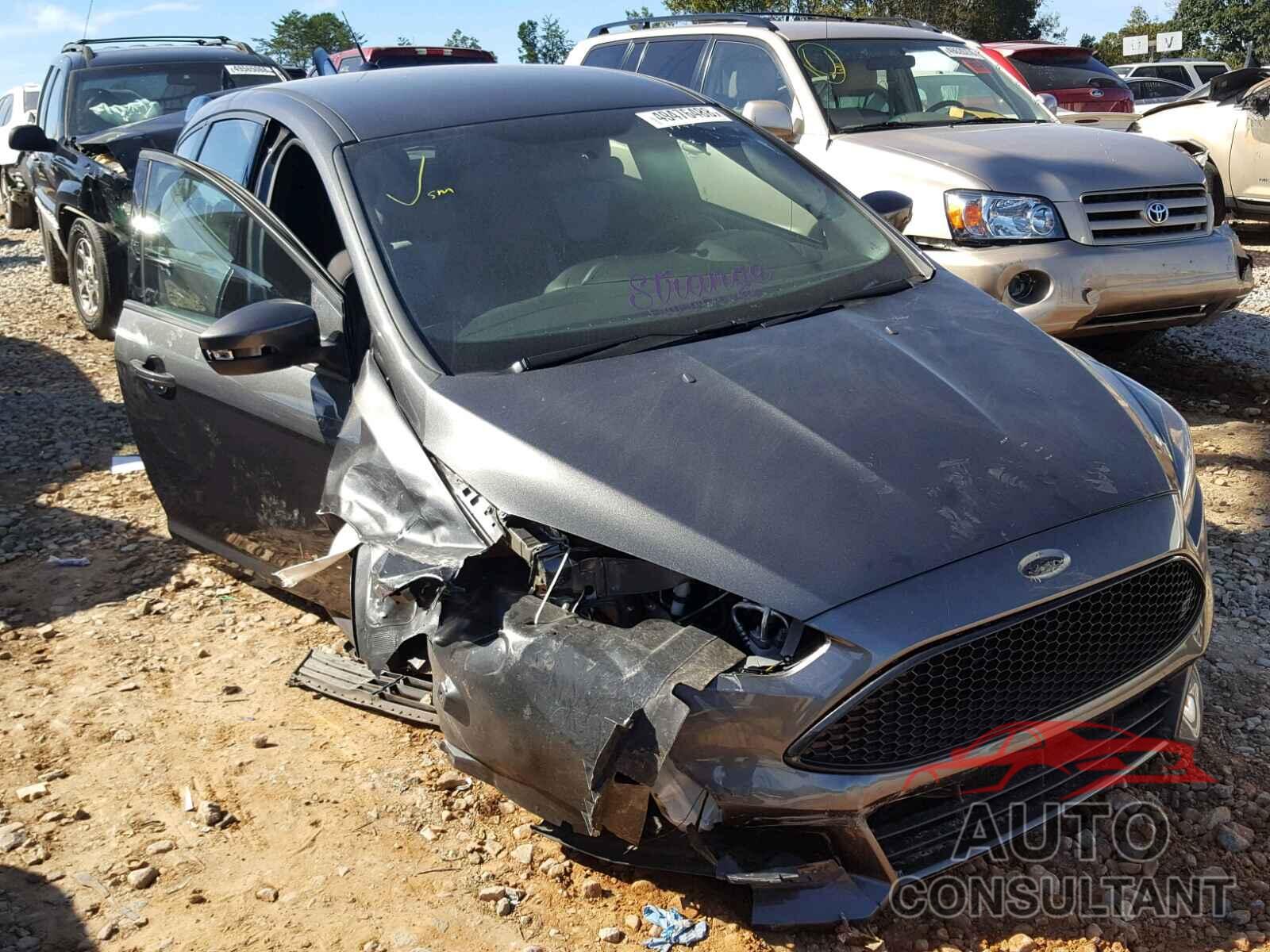 FORD FOCUS 2017 - 1FADP3L9XHL260060