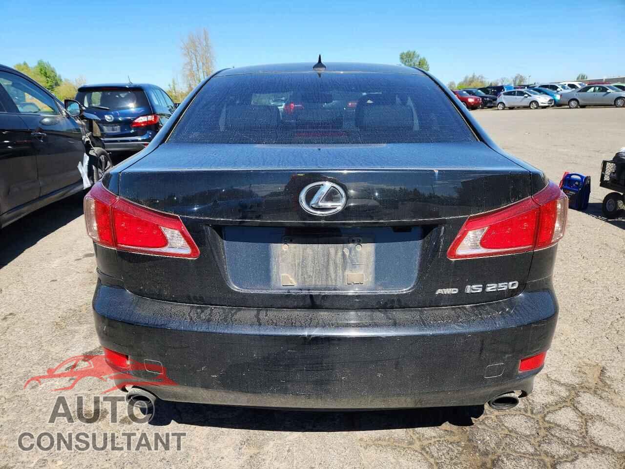LEXUS IS 2011 - JTHCF5C24B5044920