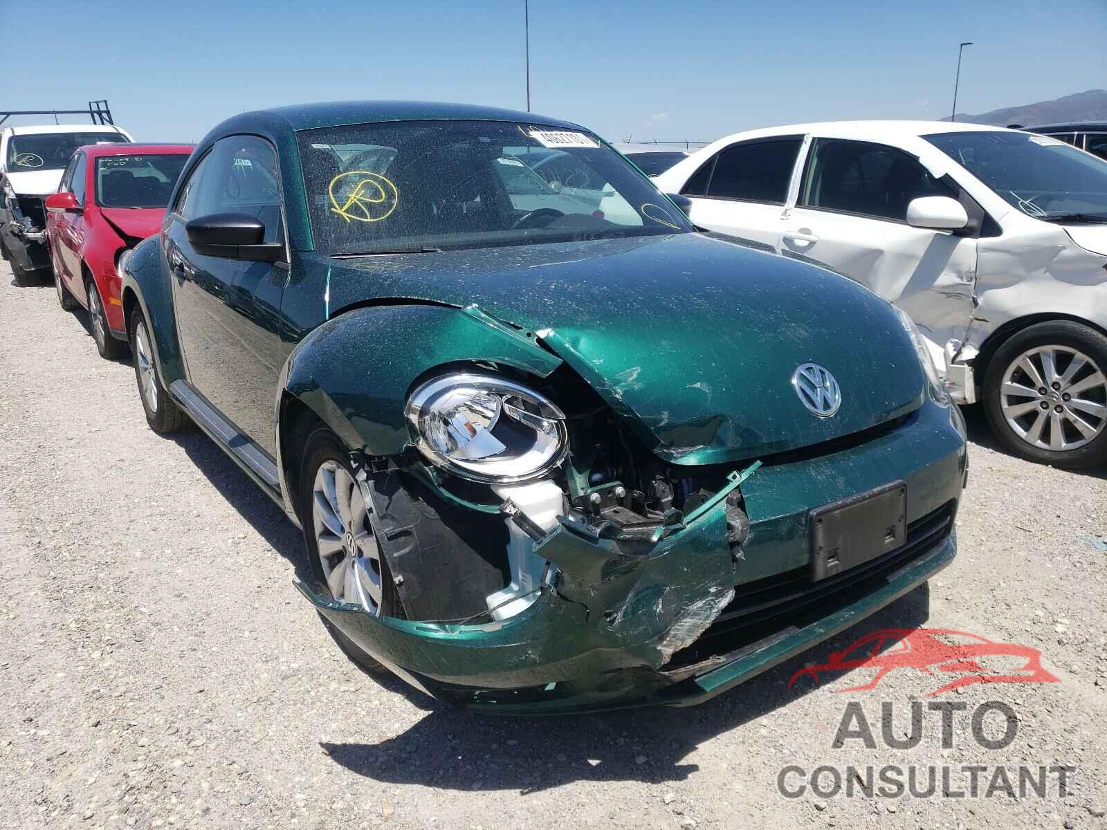 VOLKSWAGEN BEETLE 2017 - 3VWF17AT1HM626400
