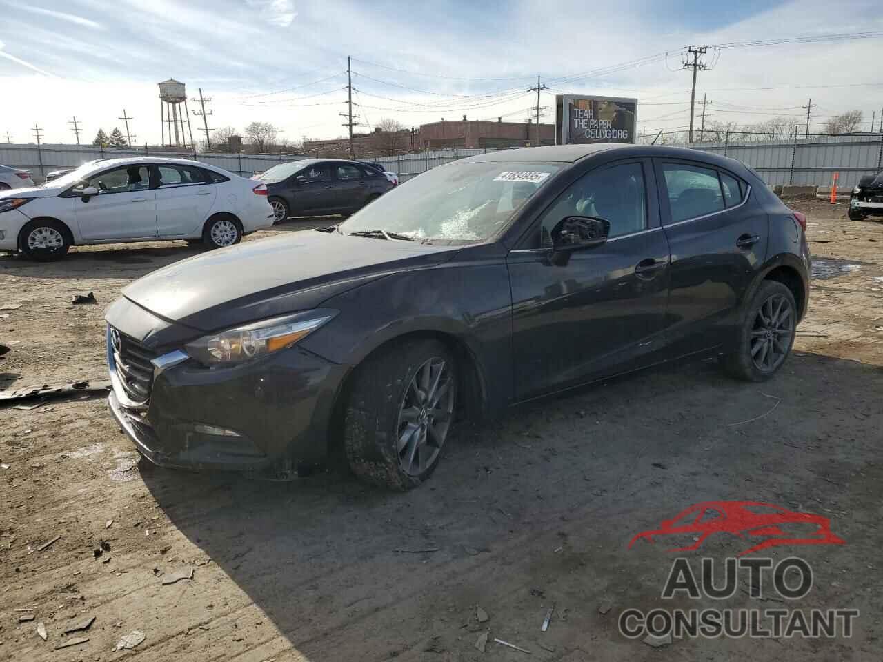 MAZDA 3 2018 - 3MZBN1L34JM182027